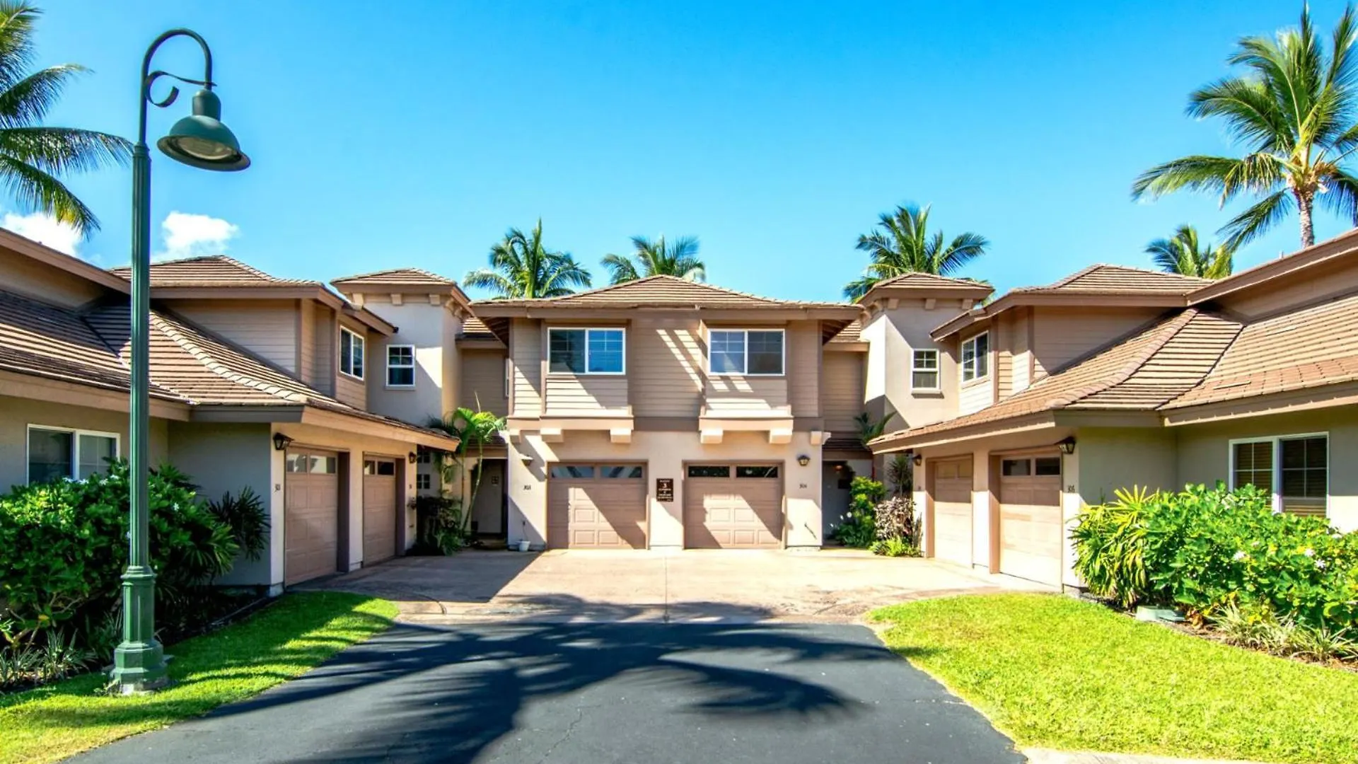 Kbm Resorts - Free Car - New Colony Villas At Waikoloa - 3-Bedroom Condo With Golf Course Views Wcv-305